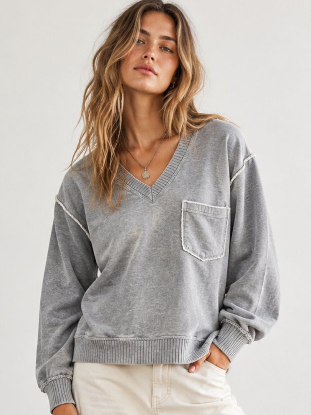 ANTHROPOLOGIE Pilcro Montana Pocket Knit V-Neck Sweatshirt Grey Raw Edge S GUC